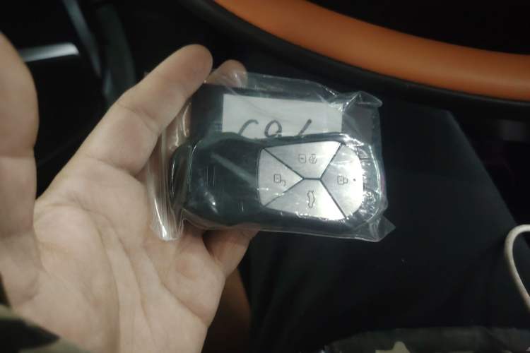 Used XPeng G9 2025 625 Long-Range Max Interior 1