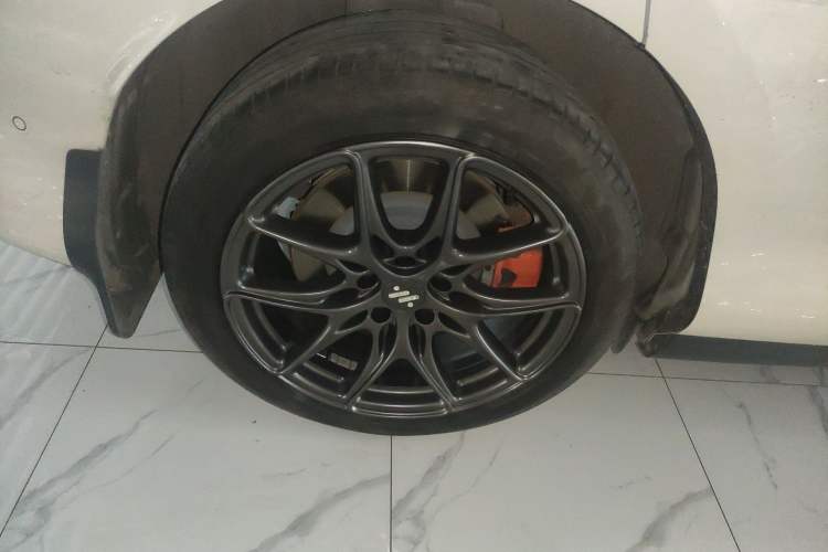 Used IM LS6 2023 Max Standard Edition
