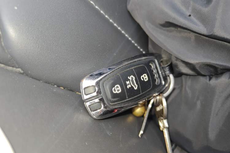 Used Audi A6L 2023 45 TFSI quattro Prestige Elegant Edition Vehicle Key