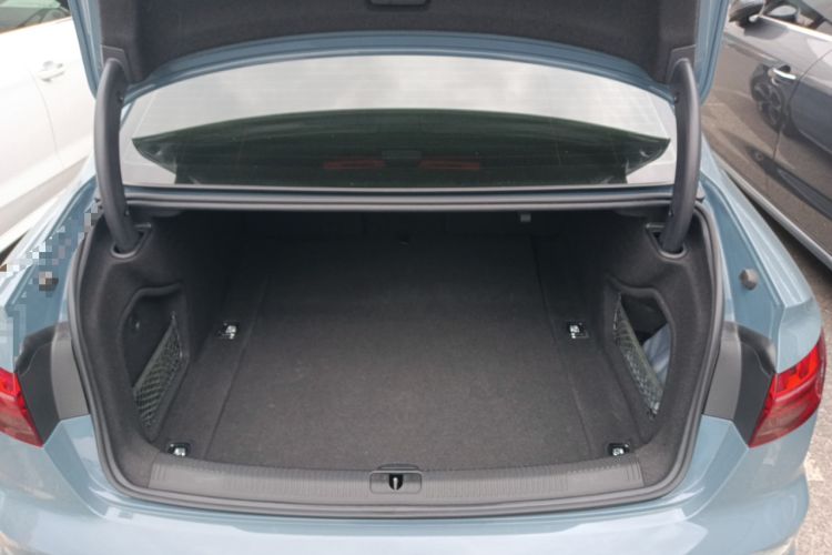 Used Audi A4L 2022 40 TFSI quattro RS Performance Package