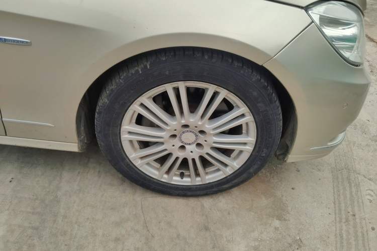 Used Mercedes-Benz E-Class 2010 E 260 L CGI Elegant Model