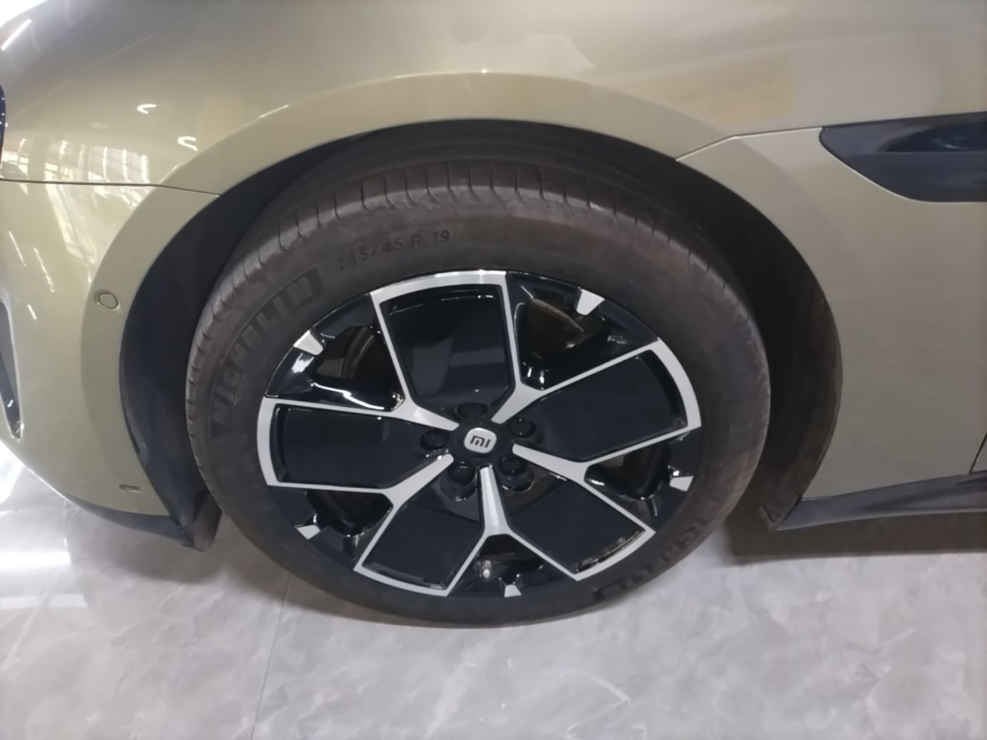 Xiaomi Auto SU7 2024 Rear-Drive Ultra-Long Range Advanced Pro-Level Intelligent Driving Version — снимка 10