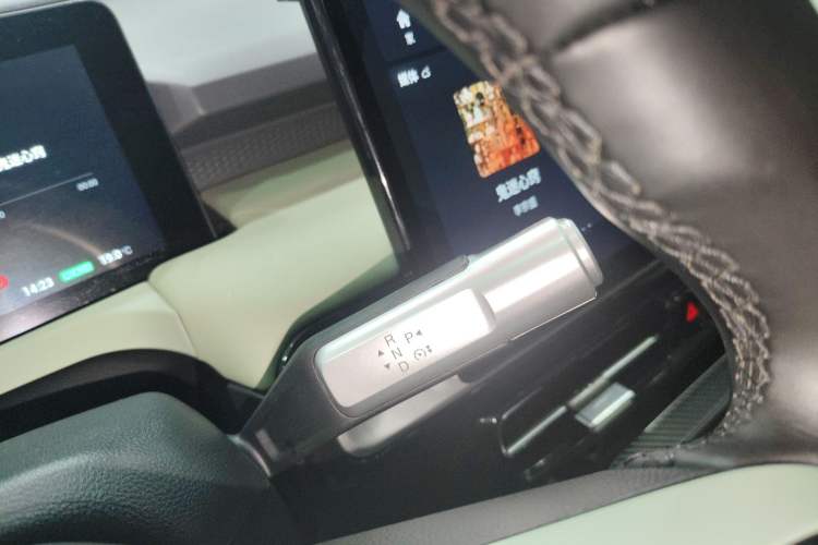 Used AION Y 2022 Plus 70 Smart Edition