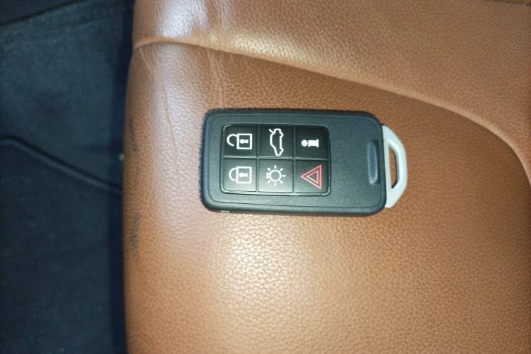 Used Volvo V60 2017 T5 Zhiya Edition China V Standard