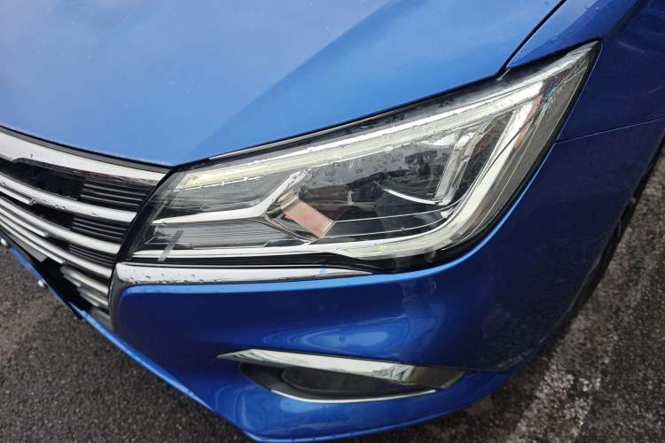 Used Roewe i5 2020 1.5L Automatic 4G Connect Luxury Flagship Edition
