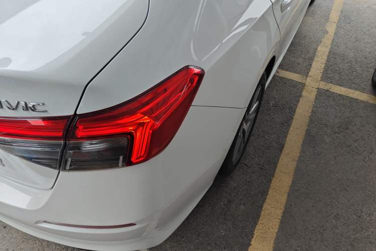 Used Honda Civic 2023 240TURBO CVT Dynamic Edition Right Rear Taillight