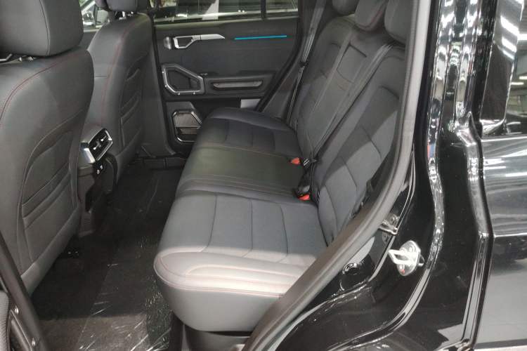 Used JETOUR Traveler 2023 2.0T All-Wheel Drive CrossPRO+
