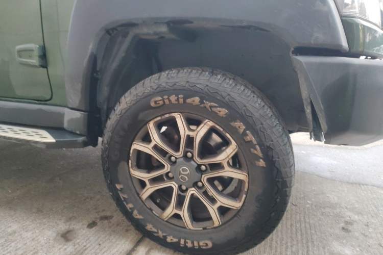 Used BAIC Off-Road BJ40 2018 40L 2.0T Manual Diesel Four-Wheel Drive Prestige Edition