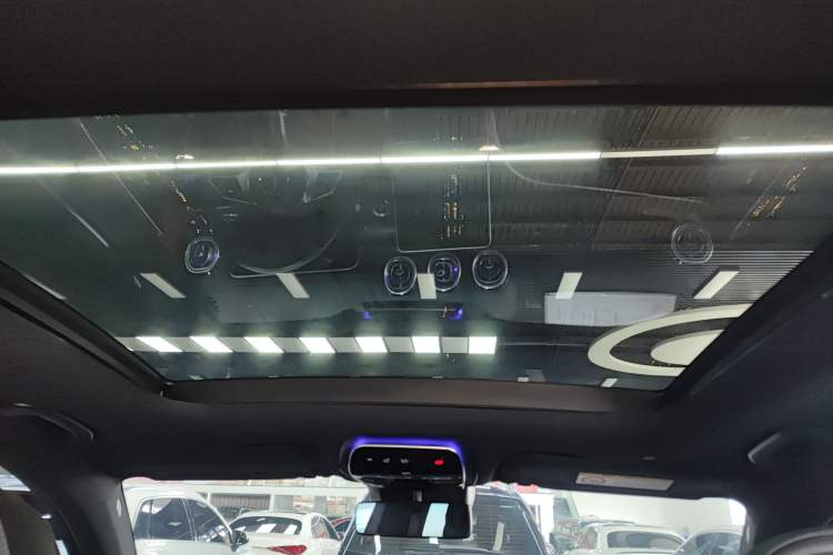 Used Mercedes-Benz GLC 2023 GLC 260 L 4MATIC Dynamic Edition 5-seater Headliner