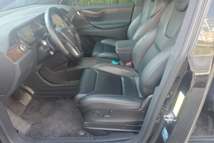 Used Tesla Model X 2019 Long-Range Version Left Front Seat