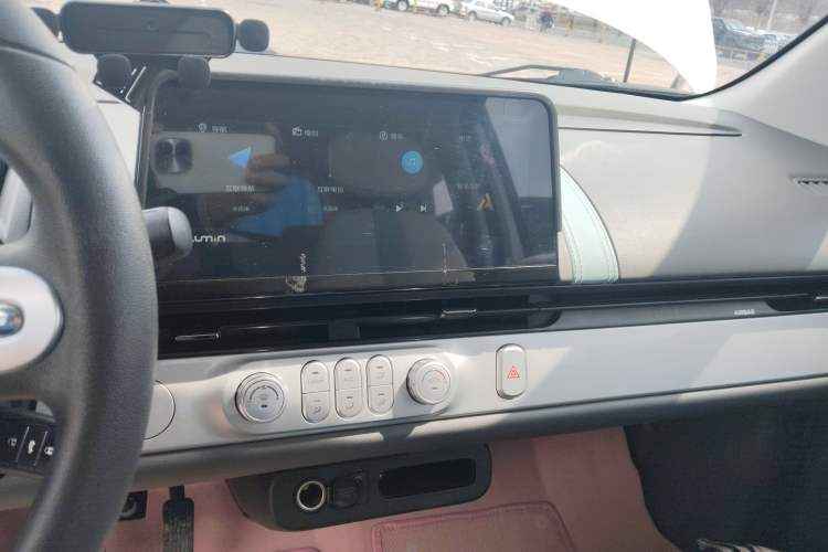 Used CHANGAN NEVO Lumin 2025 205km Refreshing Edition
