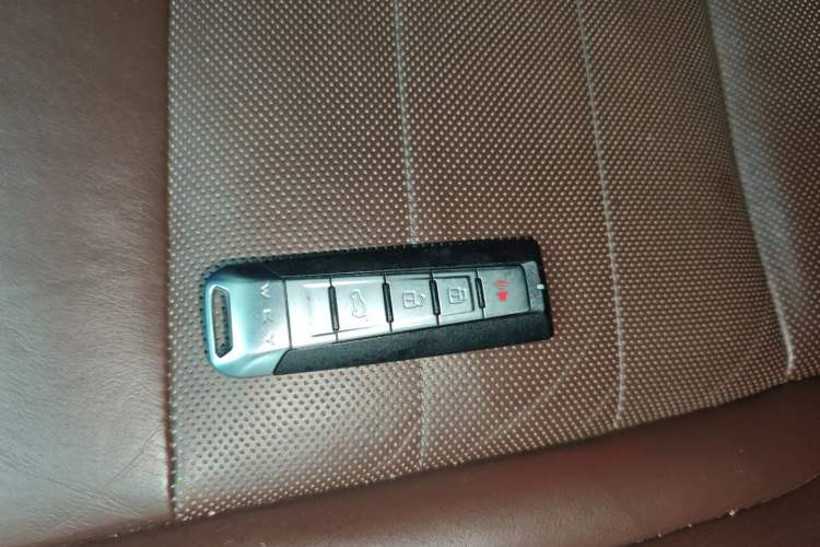 Used Wey VV7 2017 2.0T Flagship Model Vehicle Key