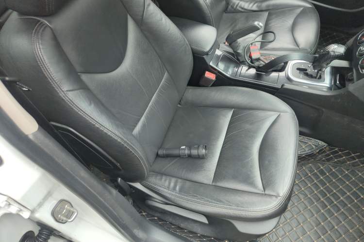 Used Citroen C4L 2014 1.6THP Intelligent Drive Automatic Dynamic Model Right Front Seat