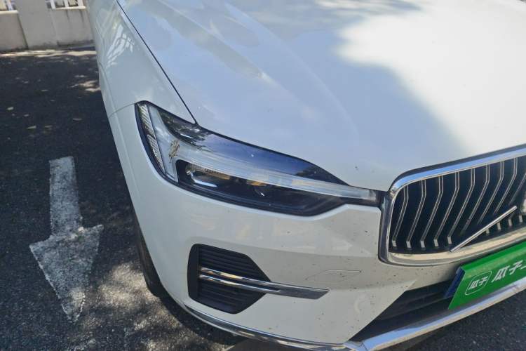 Used Volvo XC60 2023 B5 4x4 Smart Luxury Edition