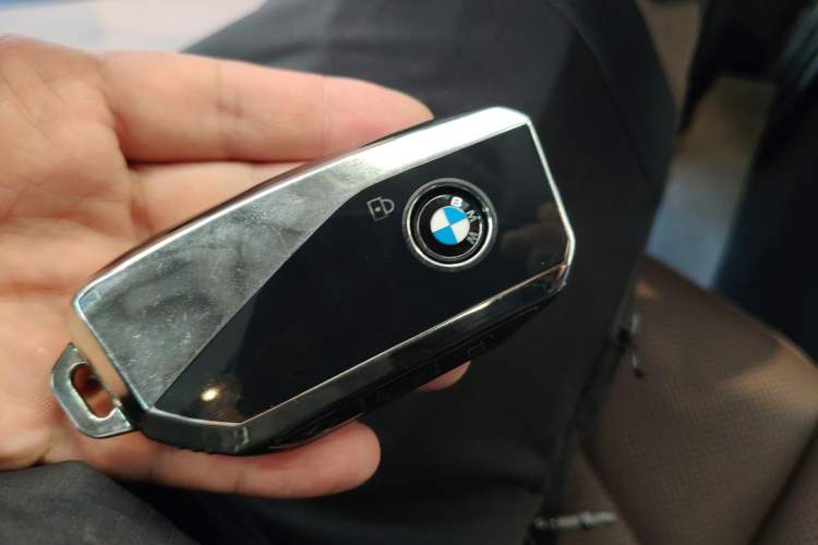 Used BMW 7 Series 2023 735Li M Sport Package Vehicle Key