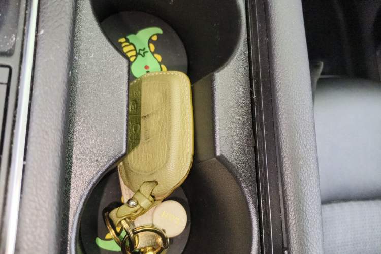 Used Cadillac XT5 2022 2.0T Two-Wheel Drive Luxury Version Vehicle Key