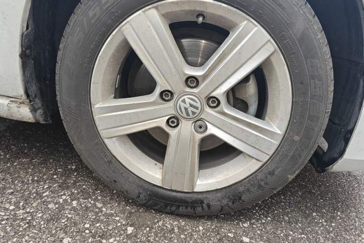 Used Volkswagen Golf 2017 1.6L Automatic Comfort Million-Vehicle Anniversary Edition