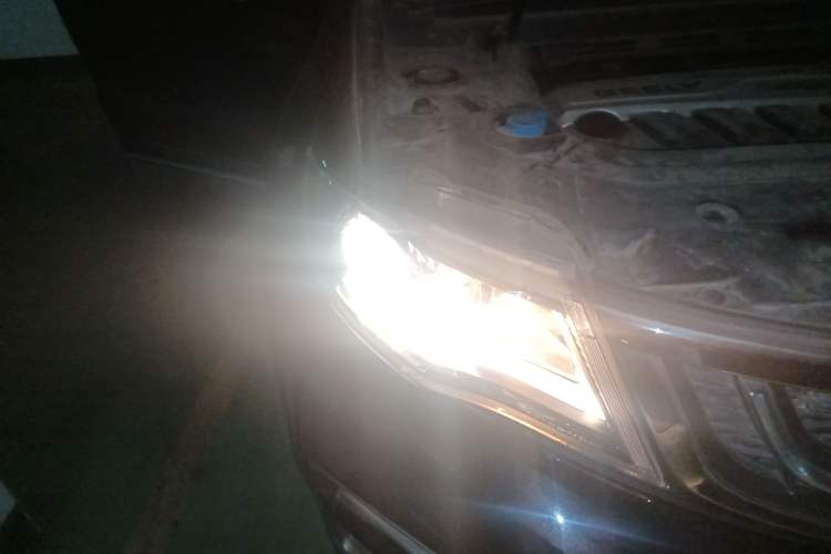 Used Geely Auto Emgrand X7 Sport 2018 1.8TD Automatic Two-Wheel Drive Zhiya Model
