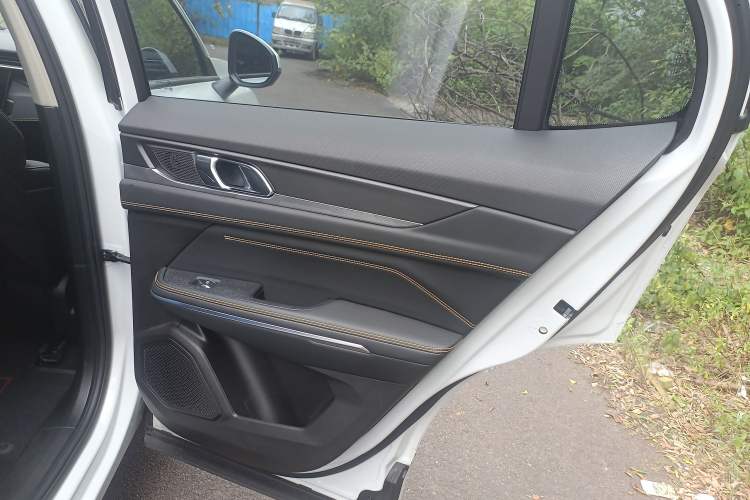 Used Lynk & Co 01 2023 2.0TD Two-Wheel Drive Asian Games Edition