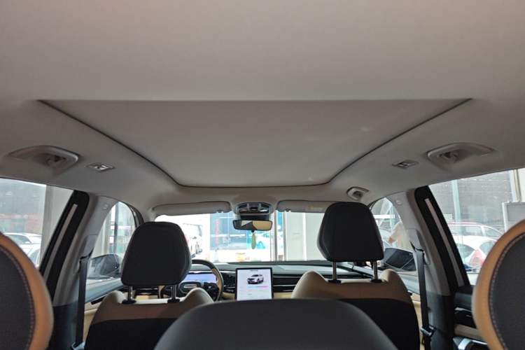 Used Geely Auto FX11 2023 1.5TD DCT Prestige Edition
