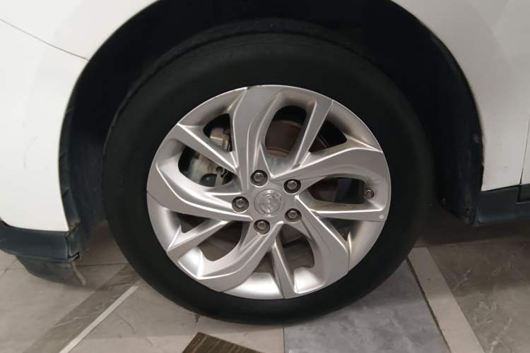 Used Buick Velite 6 2023 430km Range Commuter Version