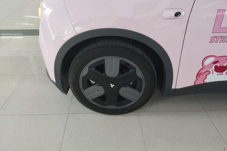 Used firefly 2025 Illuminated Edition
