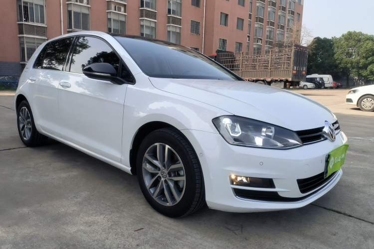 Used Volkswagen Golf 2017 230TSI Automatic Luxury Million-Vehicle Commemorative Edition