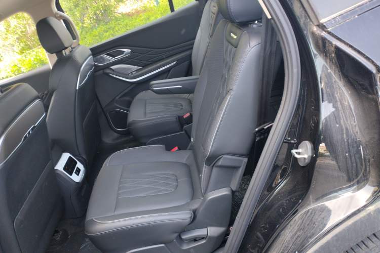 Used Hongqi HS7 PHEV 2024 2.0T PHEV Four-Wheel Drive Flagship Edition 6 Seats