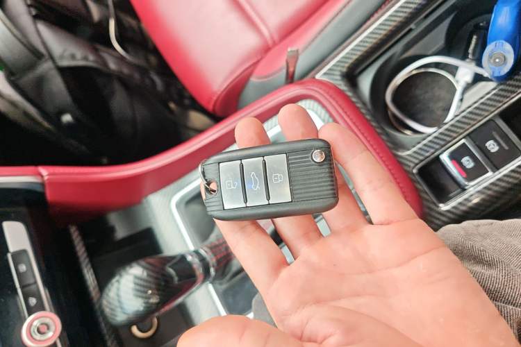 Used MG 6 2017 20T Automatic Trophy Prestige Internet Edition China V Standard Vehicle Key