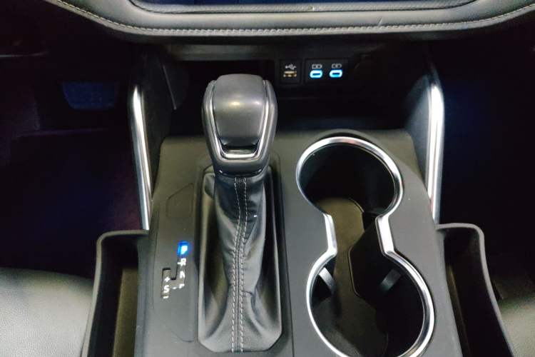 Used Toyota Crown Kluger 2021 2.5L HEV Four-Wheel Drive Premium Edition
