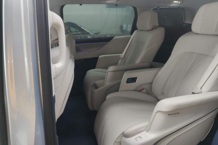 Used Buick GL8 New Energy 2024 Lu Zun Luxury Edition 7-Seater
