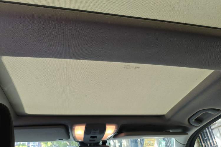 Used Mercedes-Benz GLK-Class 2014 GLK 260 4MATIC Dynamic Model Headliner