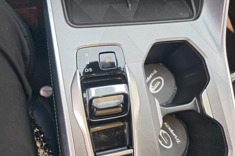 Used GAC Trumpchi GS3 2023 Shadow Speed 270T Enjoyment Edition
