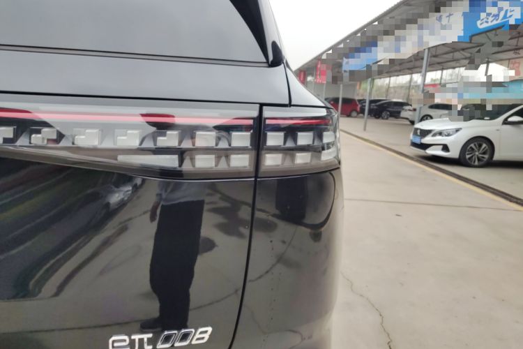 Used Dongfeng eπ eπ008 2026 Model Six-Seat Pure-Electric Family Edition
