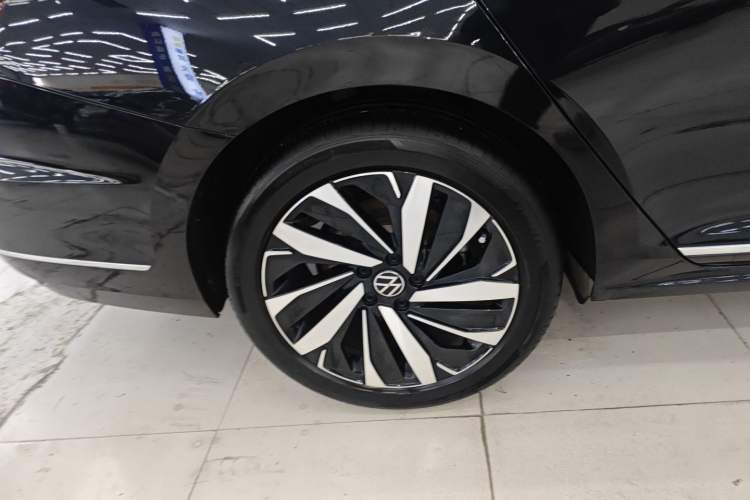 Used Volkswagen Passat 2024 380TSI Elite Edition

