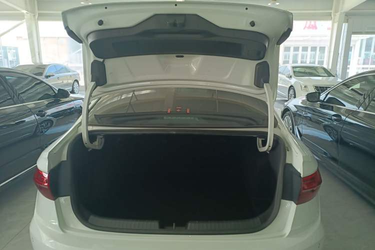 Used Volkswagen Sagitar 2020 280TSI DSG Comfort Version China VI Standard Trunk