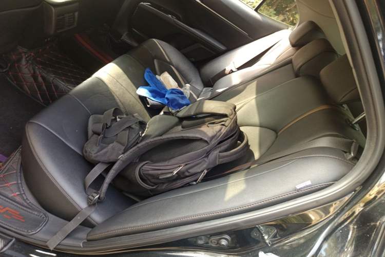 Used Toyota Camry 2019 Revised Version 2.0G Luxury Edition
