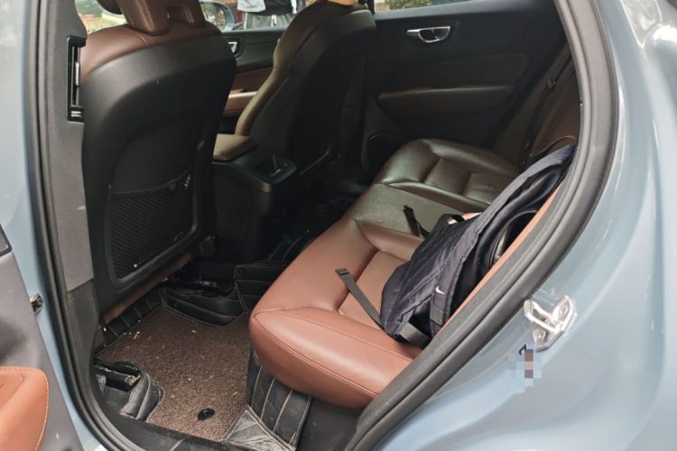 Used Volvo XC60 2022 B5 4x4 Zhiyi Luxury Edition