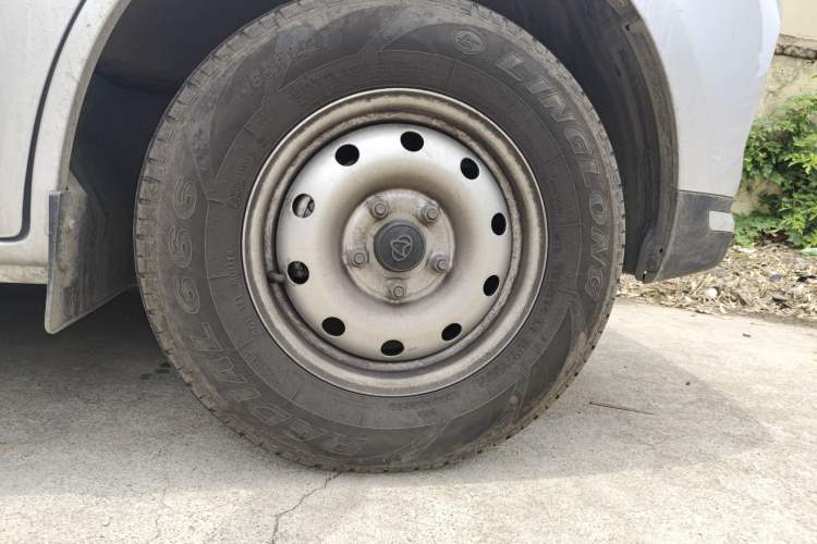 Used Chana Ruixing M60 2023 1.6L CNG Comfort Van 2 Seats
