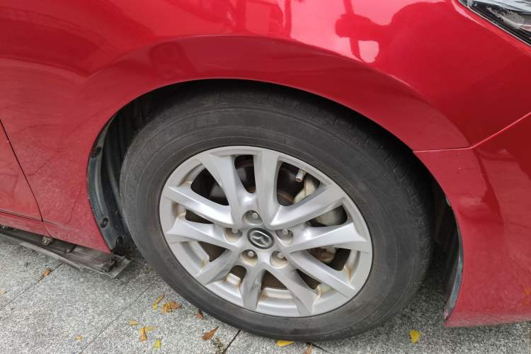 Used Mazda 3 Axela 2017 Sedan 1.5L Automatic Luxury Model Emission Standard China V