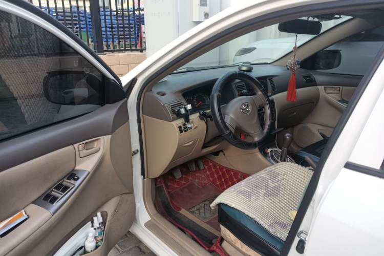 Used Toyota Corolla EX 2011 1.6L Manual Luxury Edition