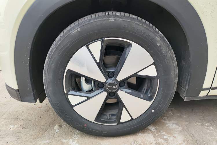 Used BYD Dolphin 2023 420 km Fashion Edition
