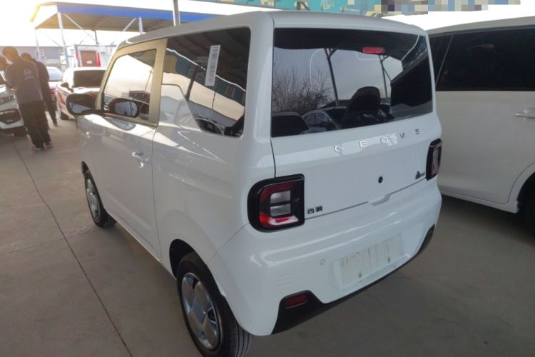 Used Geely Galaxy Panda 2023 Panda Mini 200km Endurance Bear
