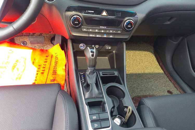 Used Hyundai Tucson 2015 1.6T Dual-Clutch Two-Wheel-Drive Smart Model
