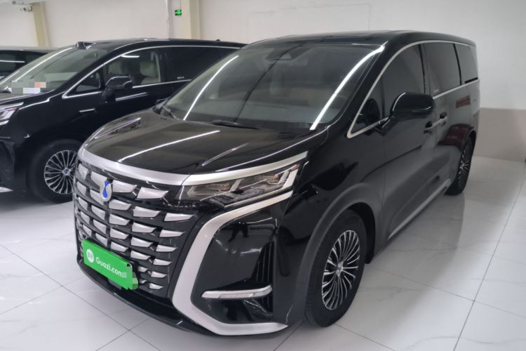 Used Denza D9 2024 DM-i 980 Four-Wheel Drive Prestige Model
