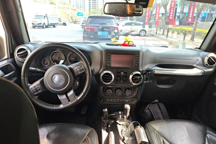 Used Jeep Wrangler 2015 3.6L Rubicon Four-Door Edition
