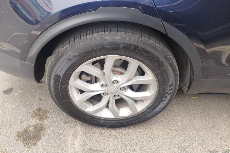 Used Land Rover Discovery 2017 3.0 SC V6 SE Right Rear Wheel Hub