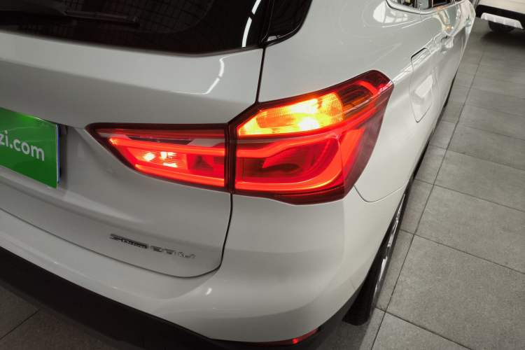 Used BMW X1 2019 sDrive20Li Leading Model
