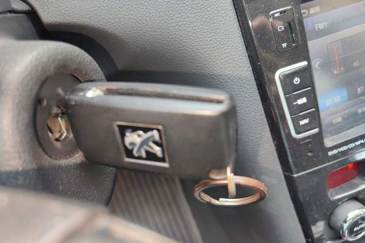 Used Peugeot 408 2013 2.0L Automatic Luxury Edition
