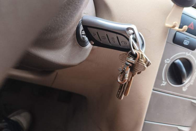 Used Toyota Corolla EX 2011 1.6L Manual Classic Edition